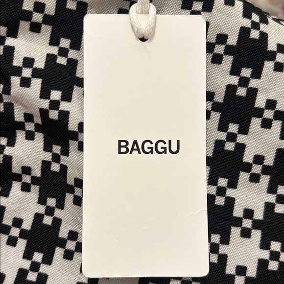 Baggu Mini Nylon Shoulder Bag Black/White Pixel Gingham NWT - Picture 9 of 11